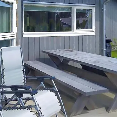 4 Bedroom Beautiful In Hébergement de vacances